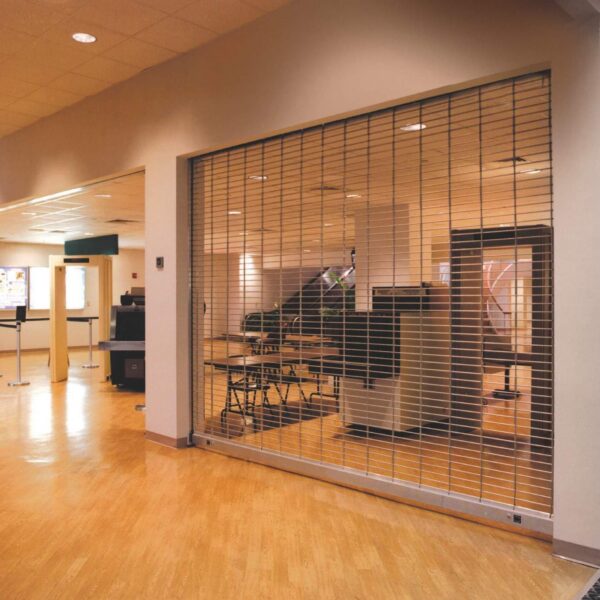 Garage door repair service in Freeport NY