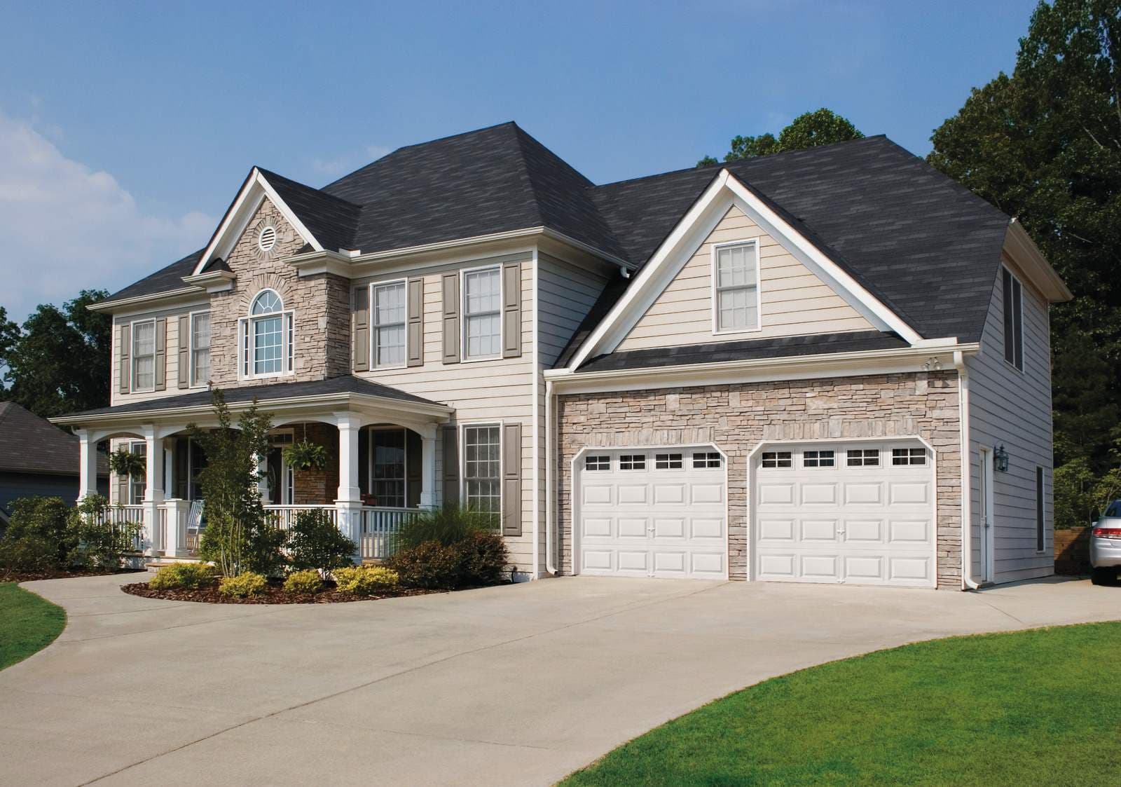 Residential garage door service in Freeport NY